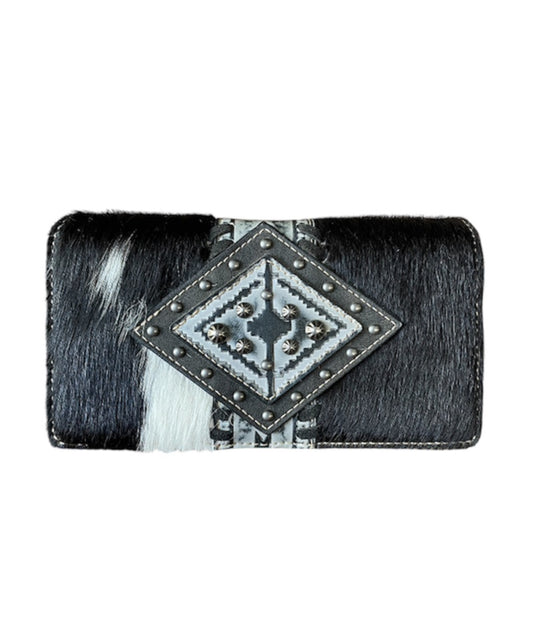 TR146W010BK - Trinity Ranch Genuine Hair-On Cowhide Wallet Black