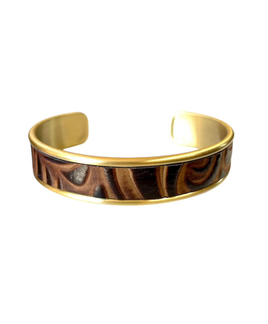 J6866 - 3/4 Bangle w Tooled Leather Bezel