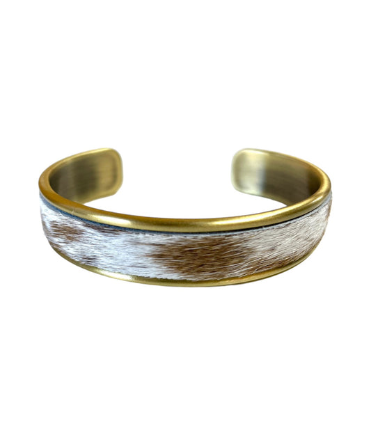 J6871 - 3/4 Bangle w Cowhide Bezel