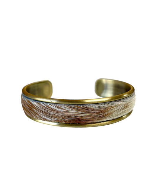 J6876 - 3/4 Bangle w Cowhide Bezel