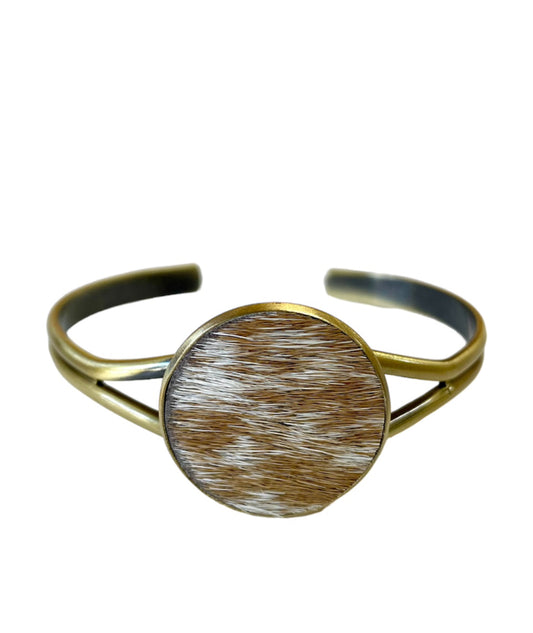 J6860 - 3/4 Bangle w Cowhide Bezel