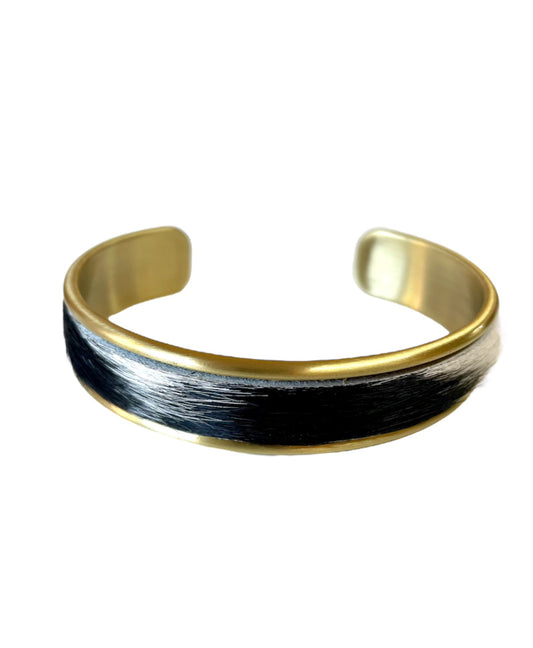 J6870 - 3/4 Bangle w Cowhide Bezel