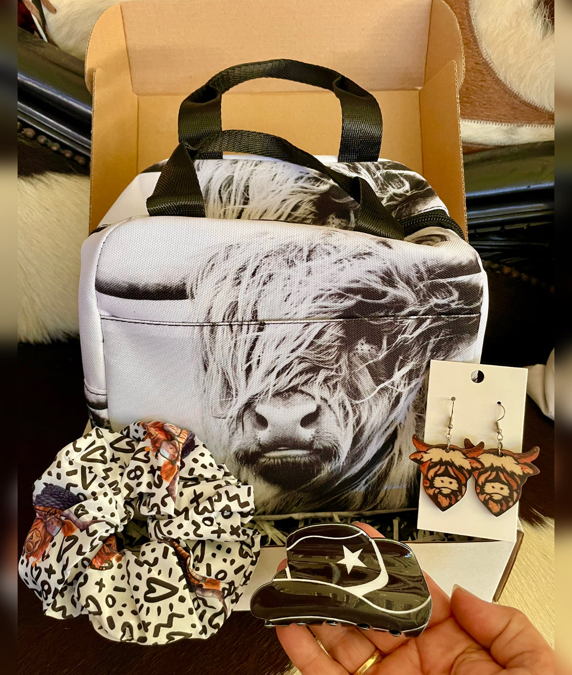 02A- Highland Cow Gift Pack