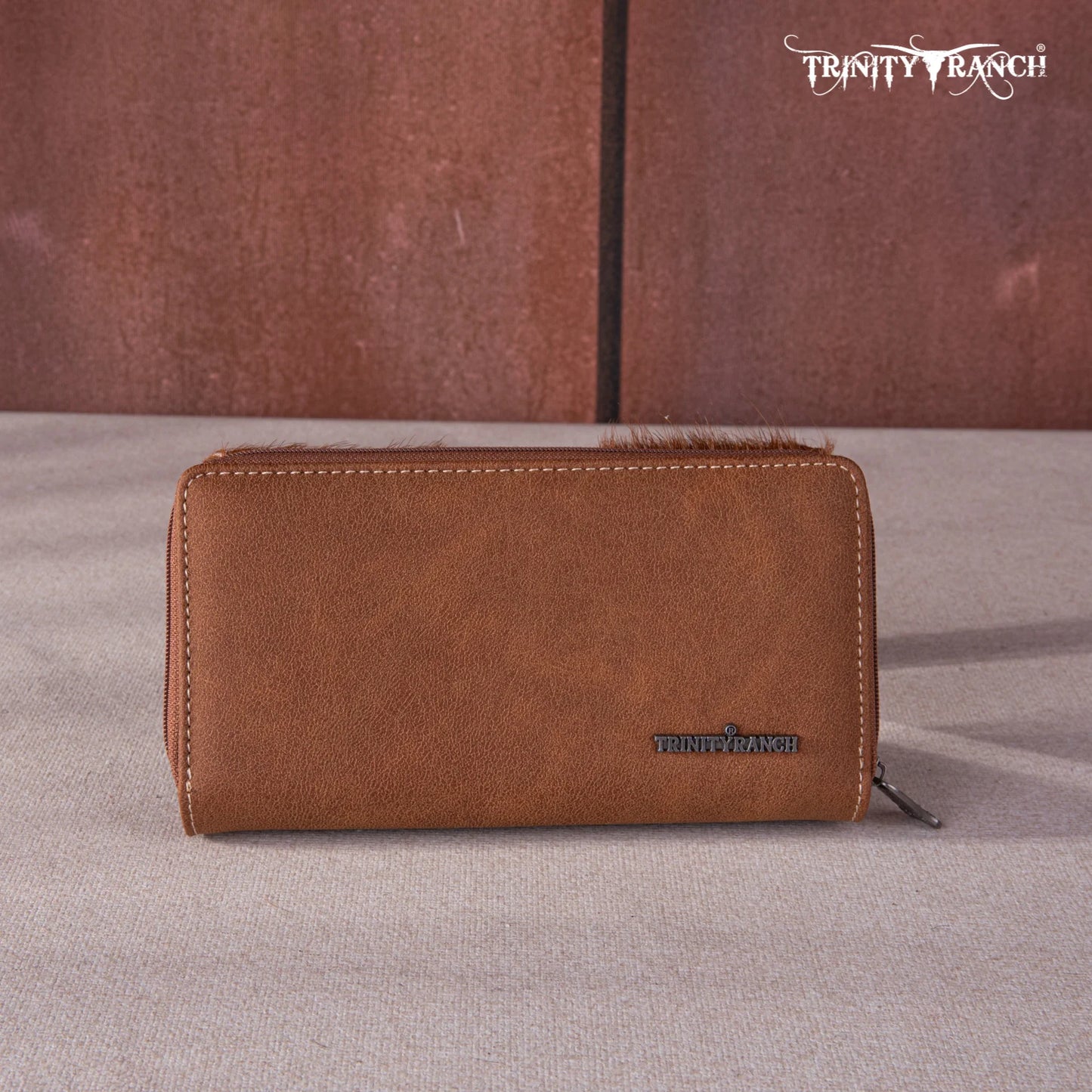 TR146W010BR - Trinity Ranch Genuine Hair-On Cowhide Wallet Brown